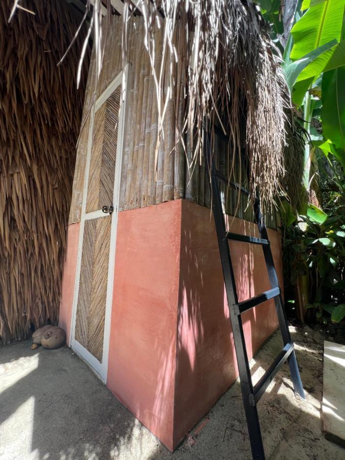 Secret Pool Villa Tuason Beach ゼネラル・ルナ エクステリア 写真
